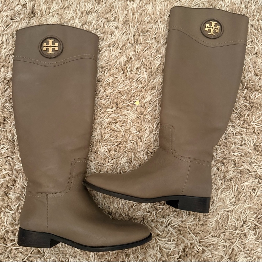 TORY BURCH ASHLYNN RIDING BOOT PORCINI US Women’s Size 6 Tall Boot w/ Box